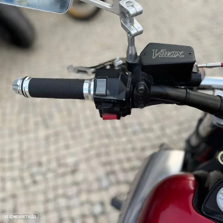 Yamaha Vmax 1200 - 16