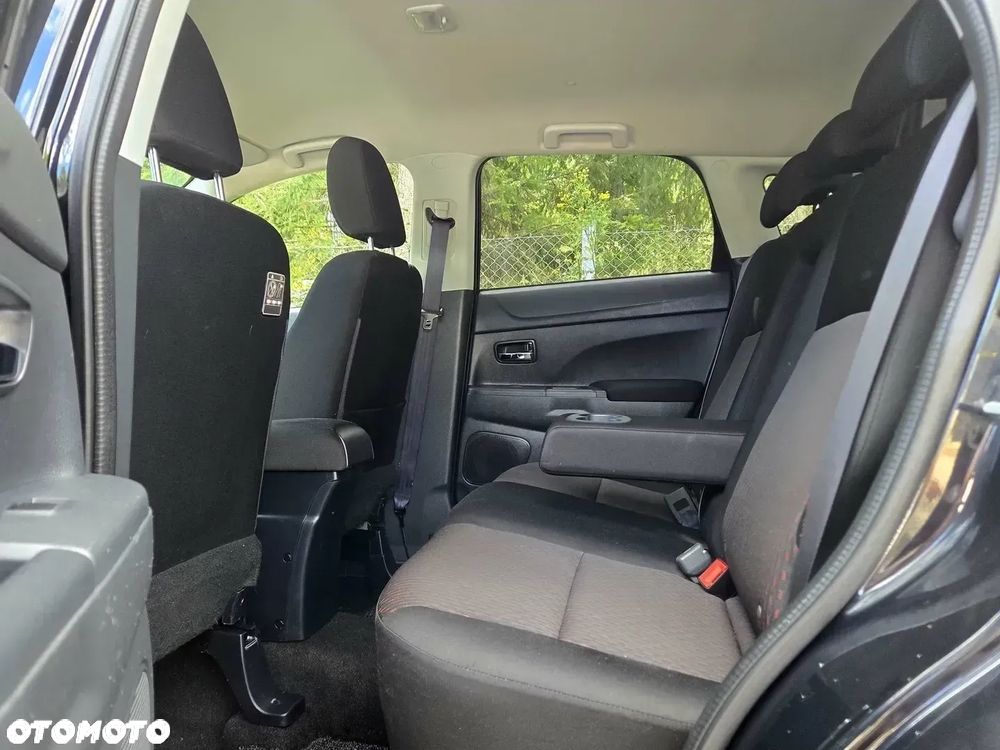 Mitsubishi ASX 1.6 Invite - 11