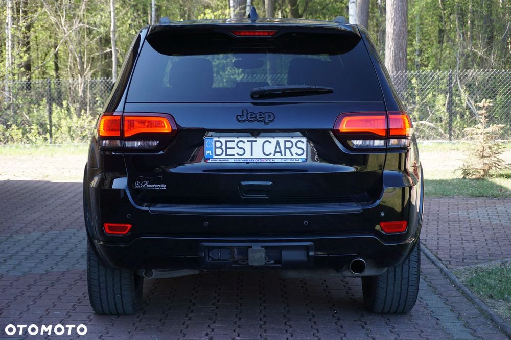 Jeep Grand Cherokee - 10