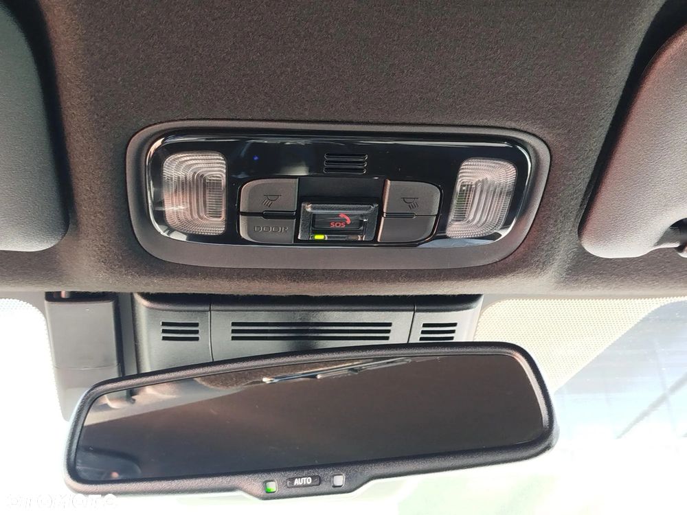 Toyota Yaris Cross Hybrid 1.5 Style AWD - 9