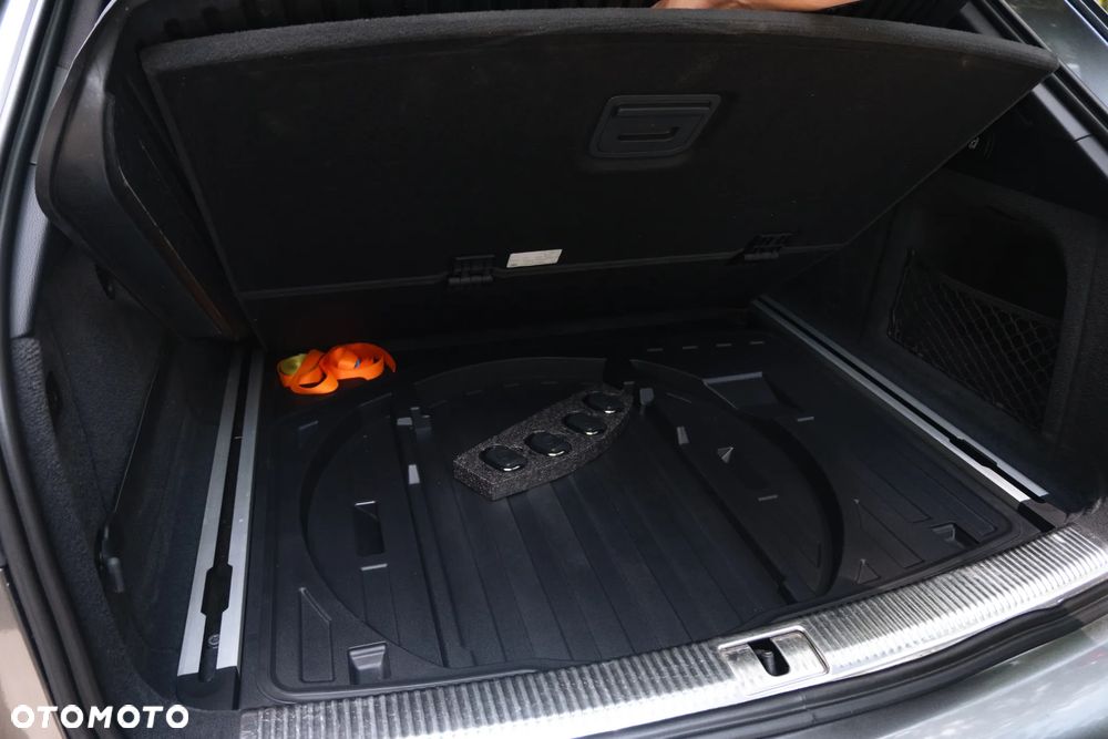 Audi A6 Avant 2.0 TDI ultra S tronic - 23