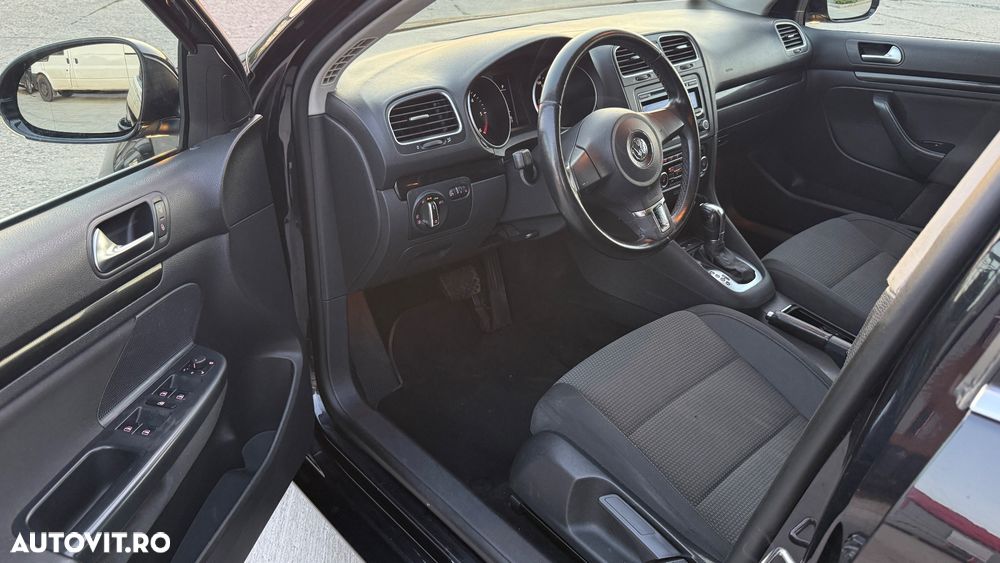 Volkswagen Golf 1.6 TDI DPF DSG BlueMotion Technology Highline - 19