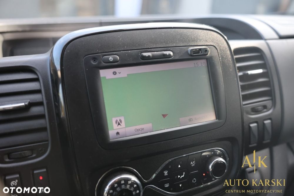 Opel Vivaro - 24