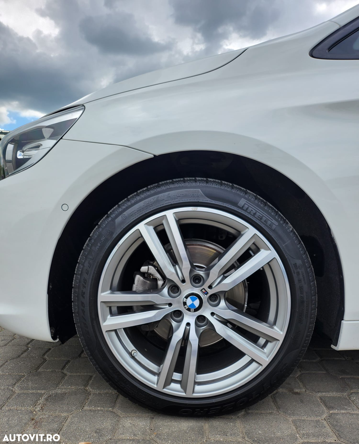 BMW Seria 2 216d Standard - 6