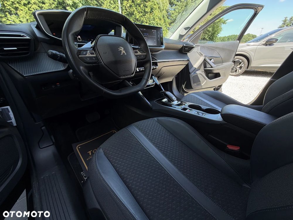 Peugeot 2008 1.5 BlueHDi Allure Pack S&S EAT8 - 18