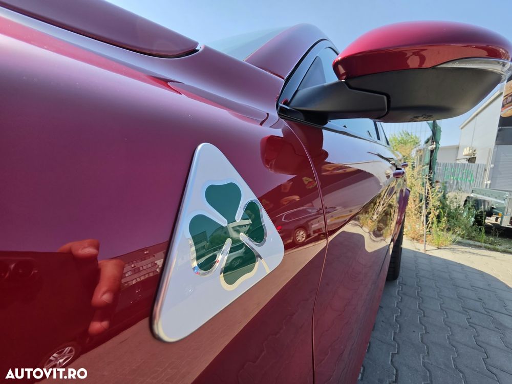 Alfa Romeo Stelvio 2.9 V6 Turbo AWD AT8 Quadrifoglio - 4