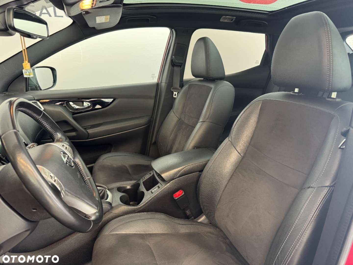 Nissan Qashqai 1.6 DIG-T N-Connecta - 19