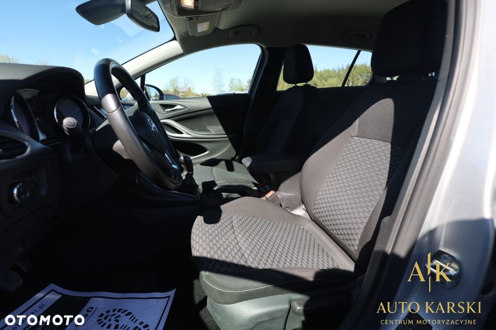 Opel Astra - 38