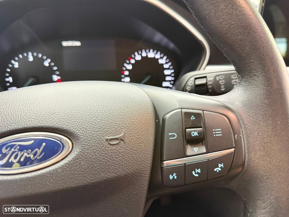 Ford Focus SW 1.5 TDCi EcoBlue Business - 18
