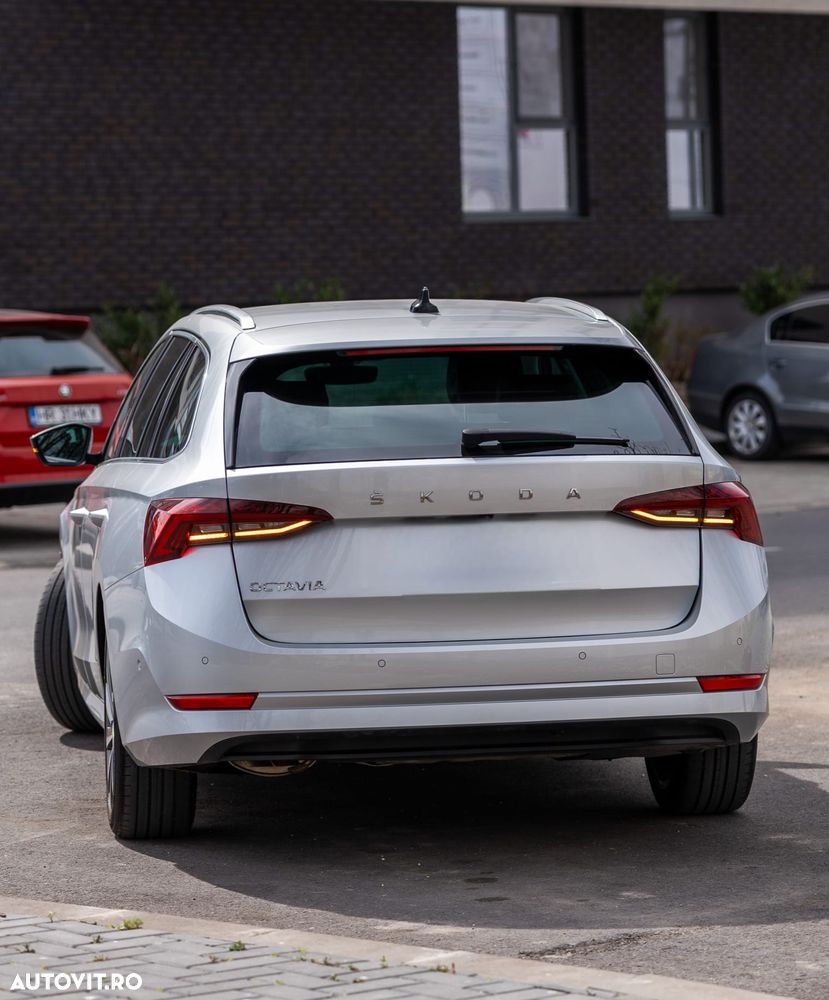 Skoda Octavia 2.0 TDI DSG Ambition - 3