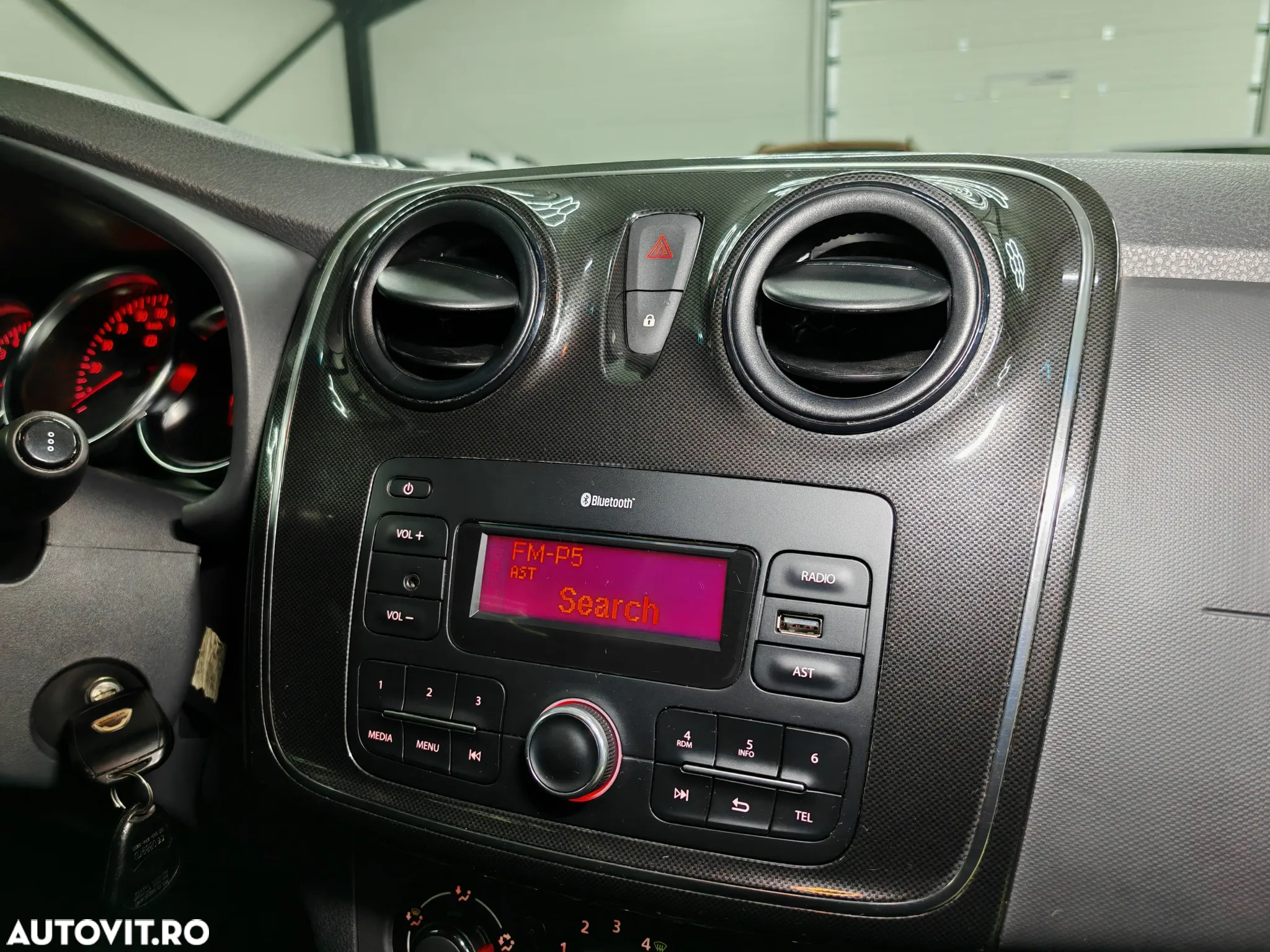 Dacia Logan 1.0 SCe Laureate - 14