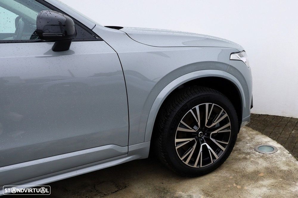 Volvo XC 90 2.0 T8 PHEV Plus Dark AWD - 8