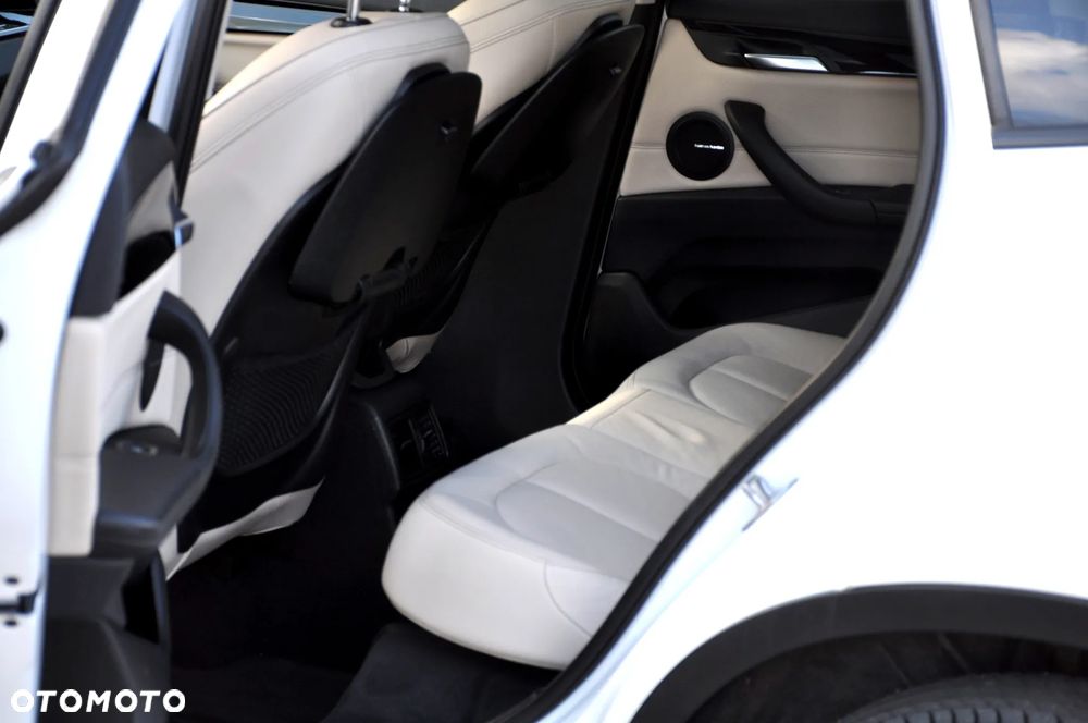 BMW X1 xDrive20d xLine - 34