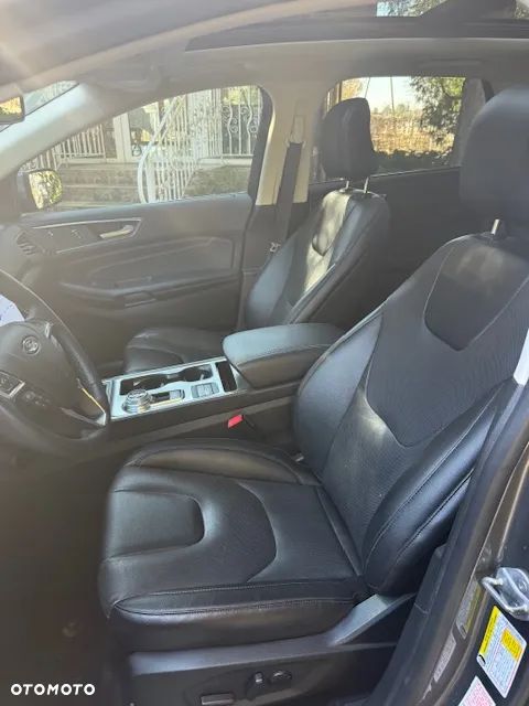 Ford Edge - 12