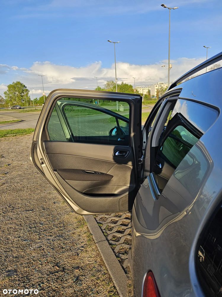 Peugeot 308 - 30