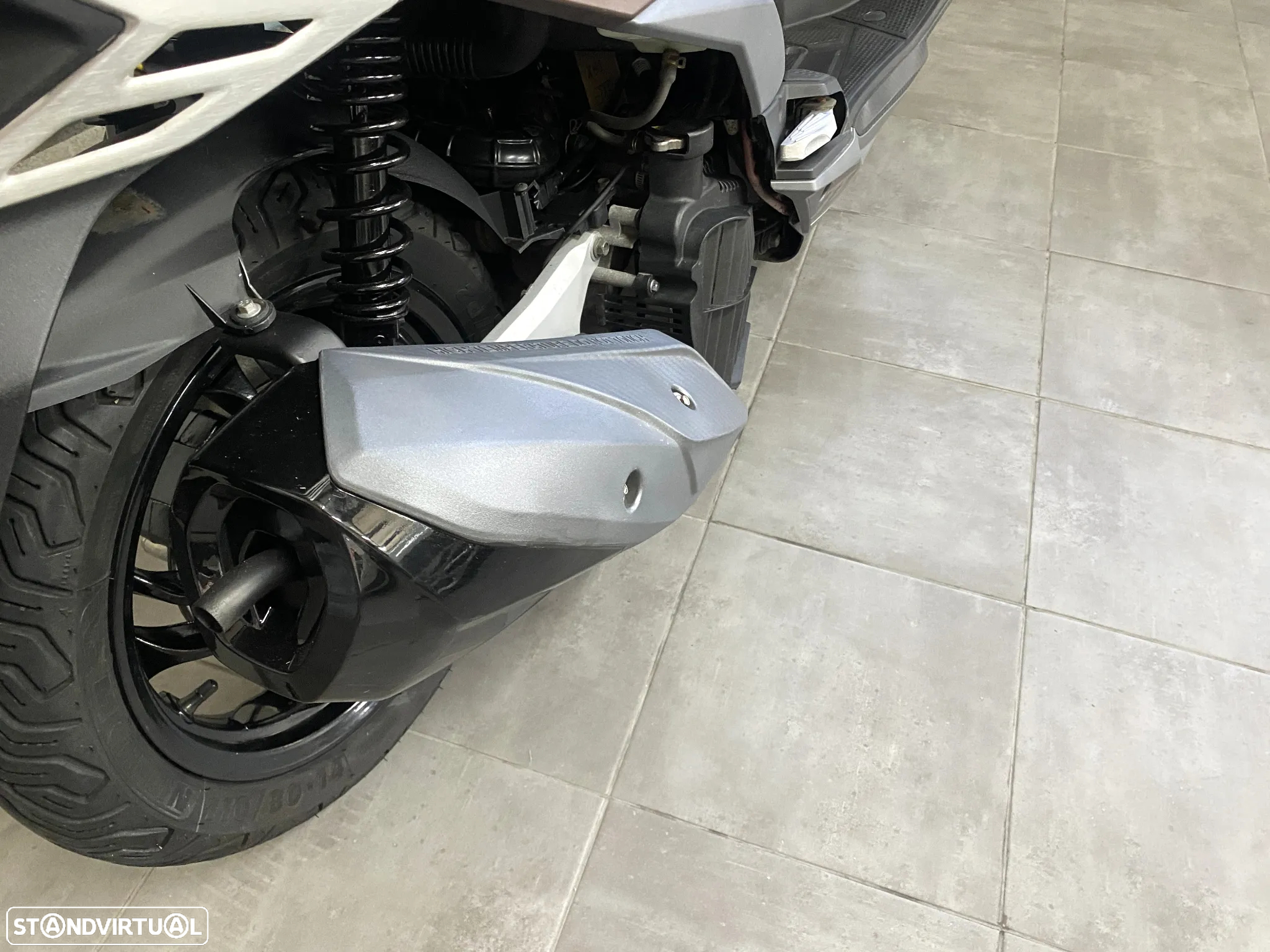 Sym JET C/nova de Garagem - 14