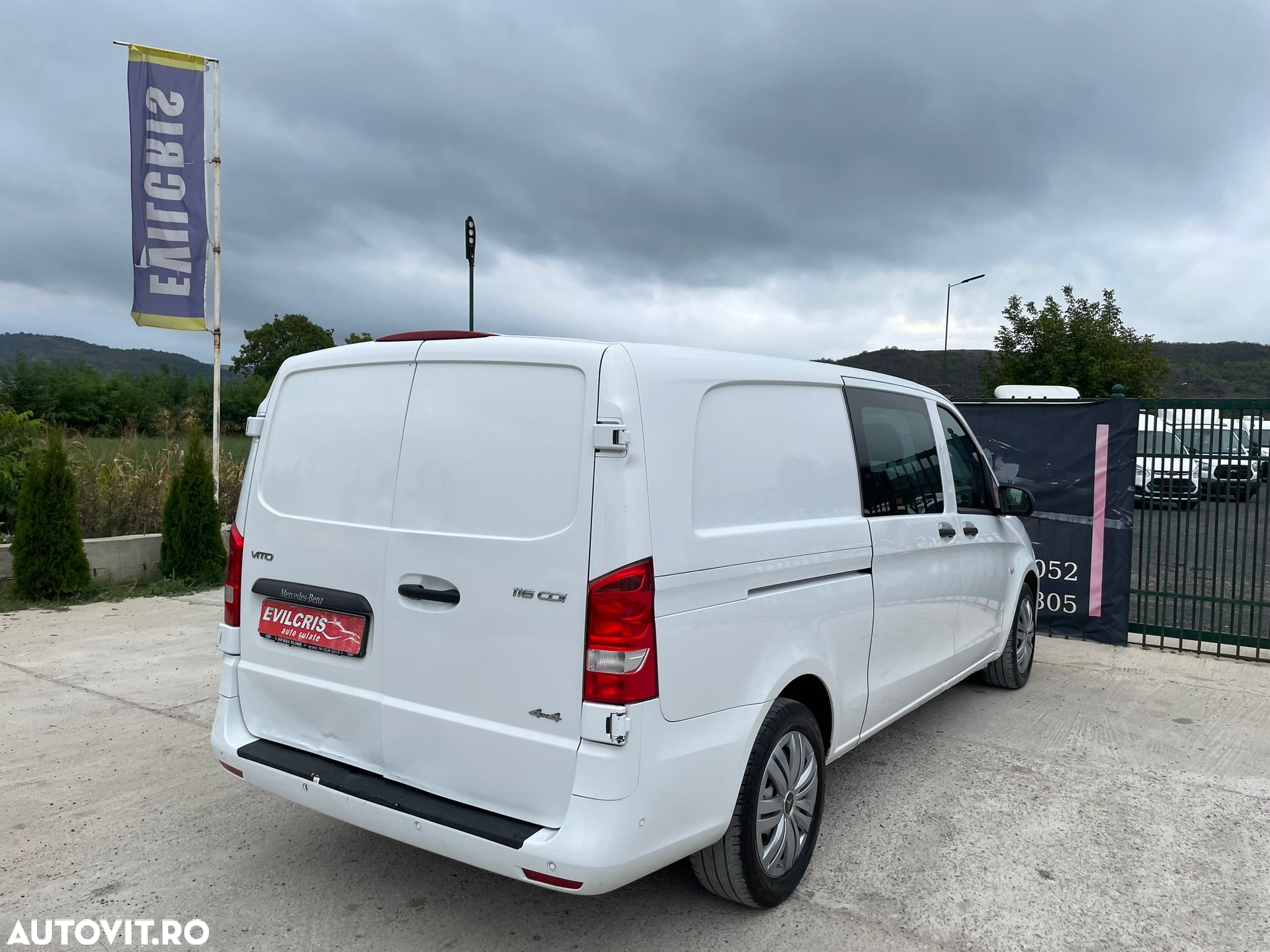 Mercedes-Benz Vito 4x4 6 LOCURI LUNG AUTOMAT - 11