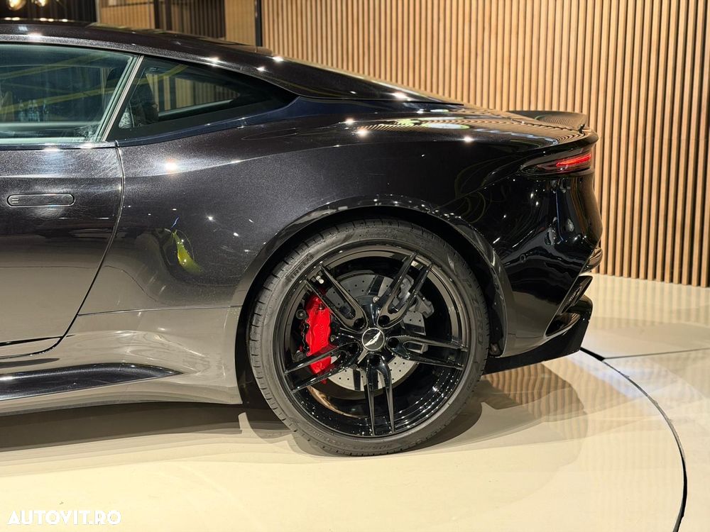 Aston Martin DBS - 22