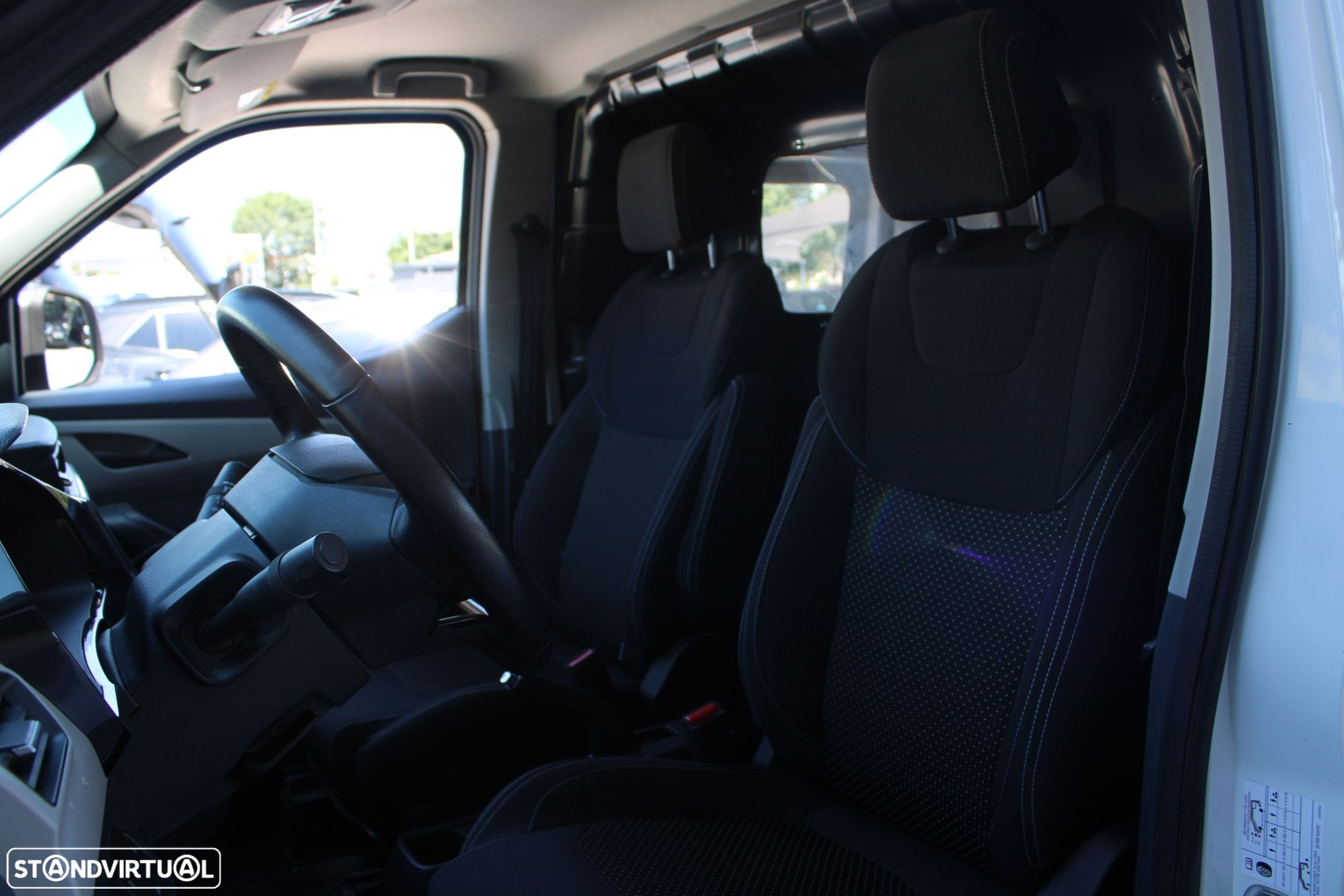 Maxus eDeliver 3 35 kWh SWB - 12