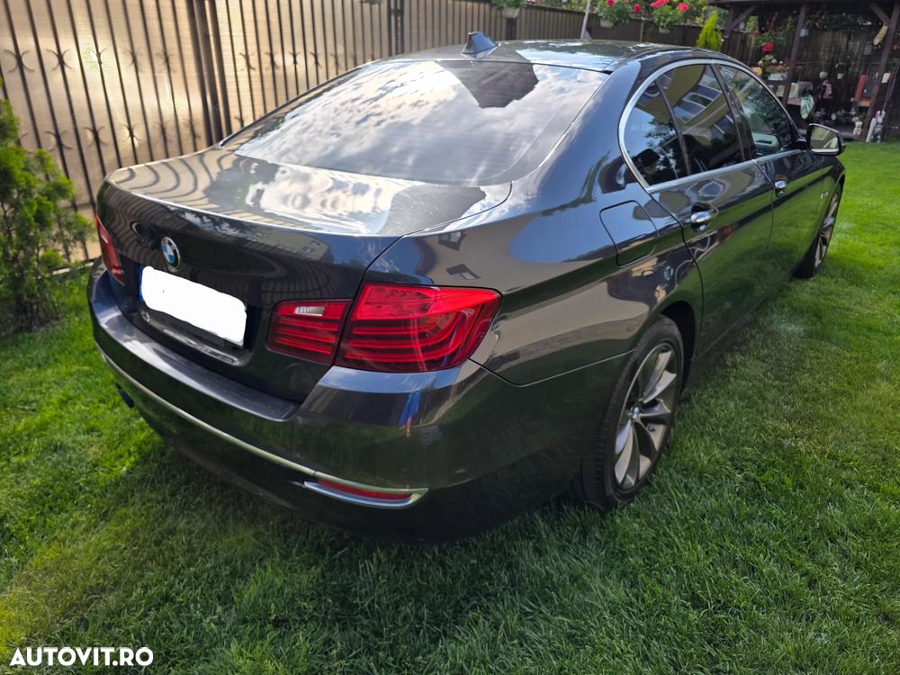 BMW Seria 5 520d xDrive AT - 3