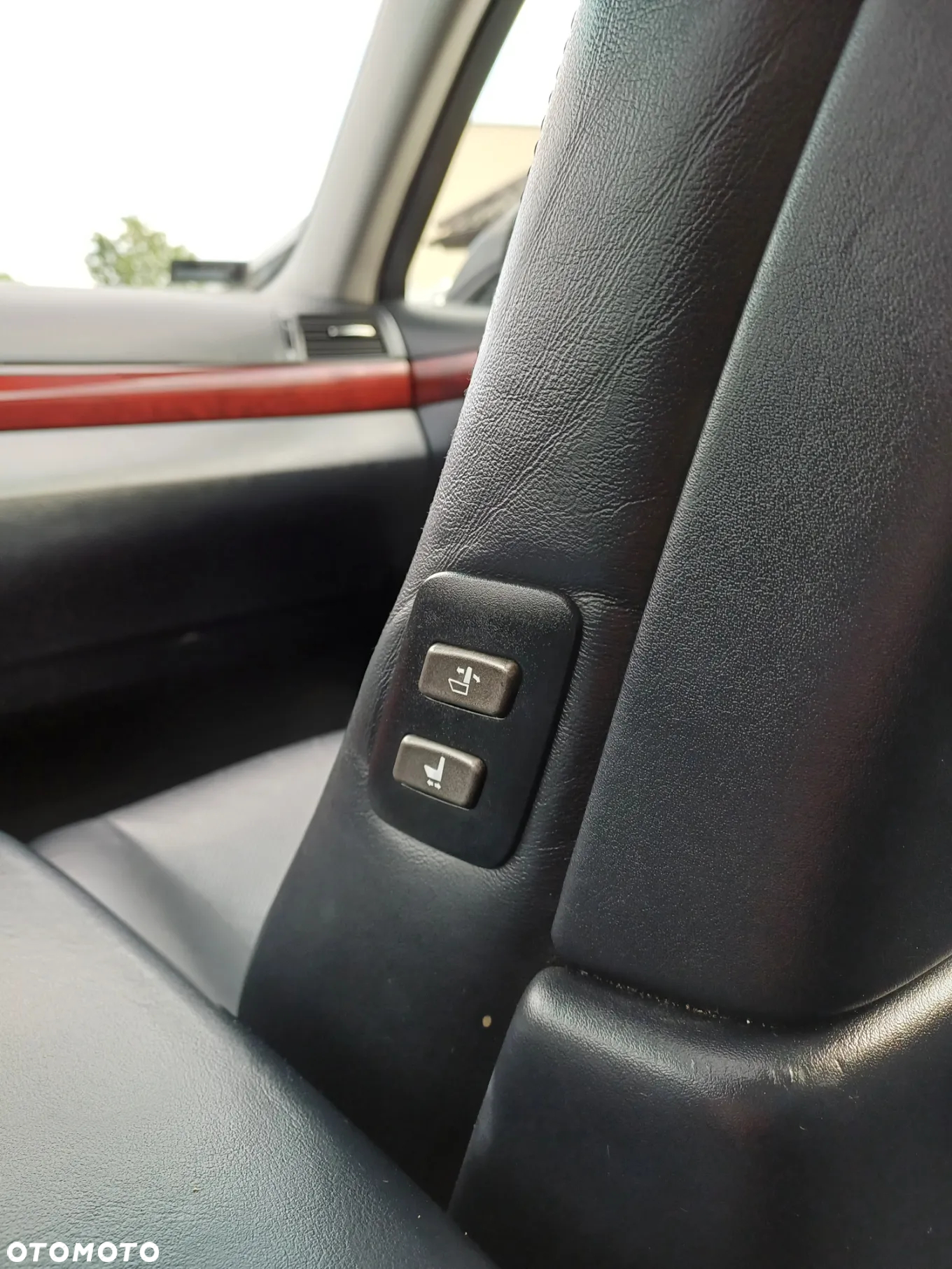 Lexus LS 460 Prestige - 24