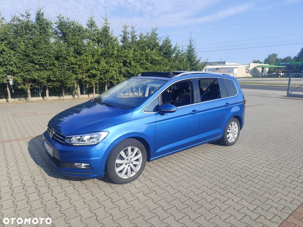 Volkswagen Touran - 14