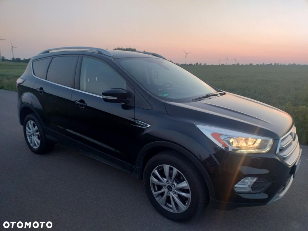 Ford Kuga 1.5 EcoBoost 4x4 Titanium - 5
