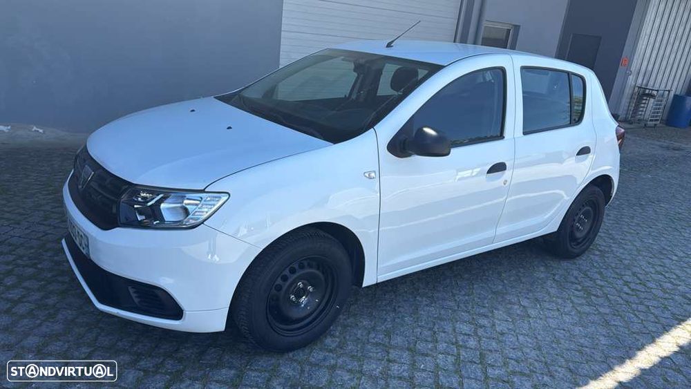 Dacia Sandero SCe 75 Essential - 1