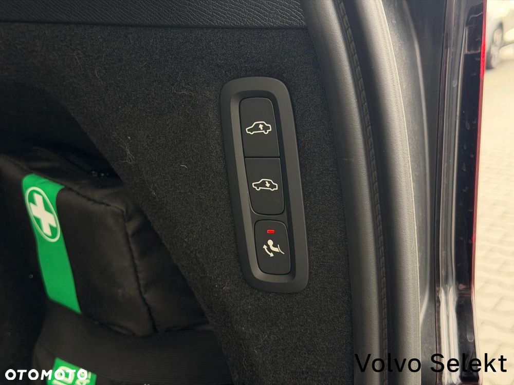 Volvo XC 90 - 39
