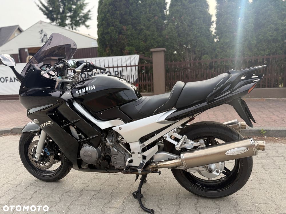 Yamaha FJR - 17