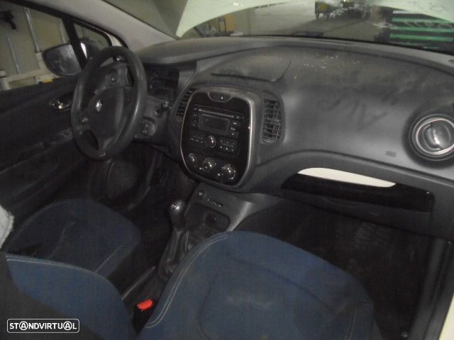 Carro MOT: K9K 608 CXVEL: JR5332 RENAULT CAPTUR 1 2014 1.5DCI 90CV 5P BEGE DIESEL - 5