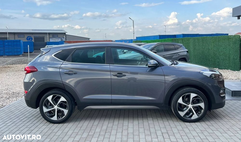 Hyundai Tucson blue 1.7 CRDi 2WD Style - 13