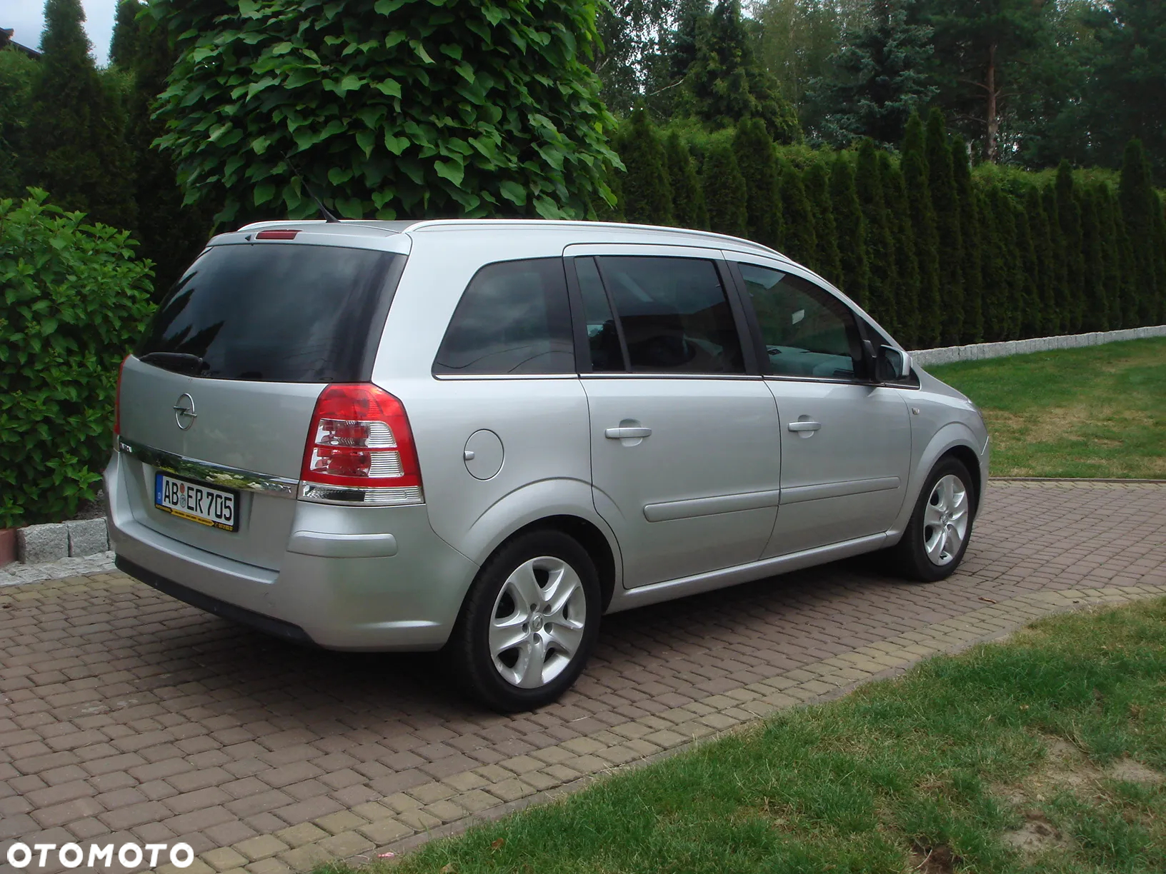 Opel Zafira 1.6 Cosmo - 5