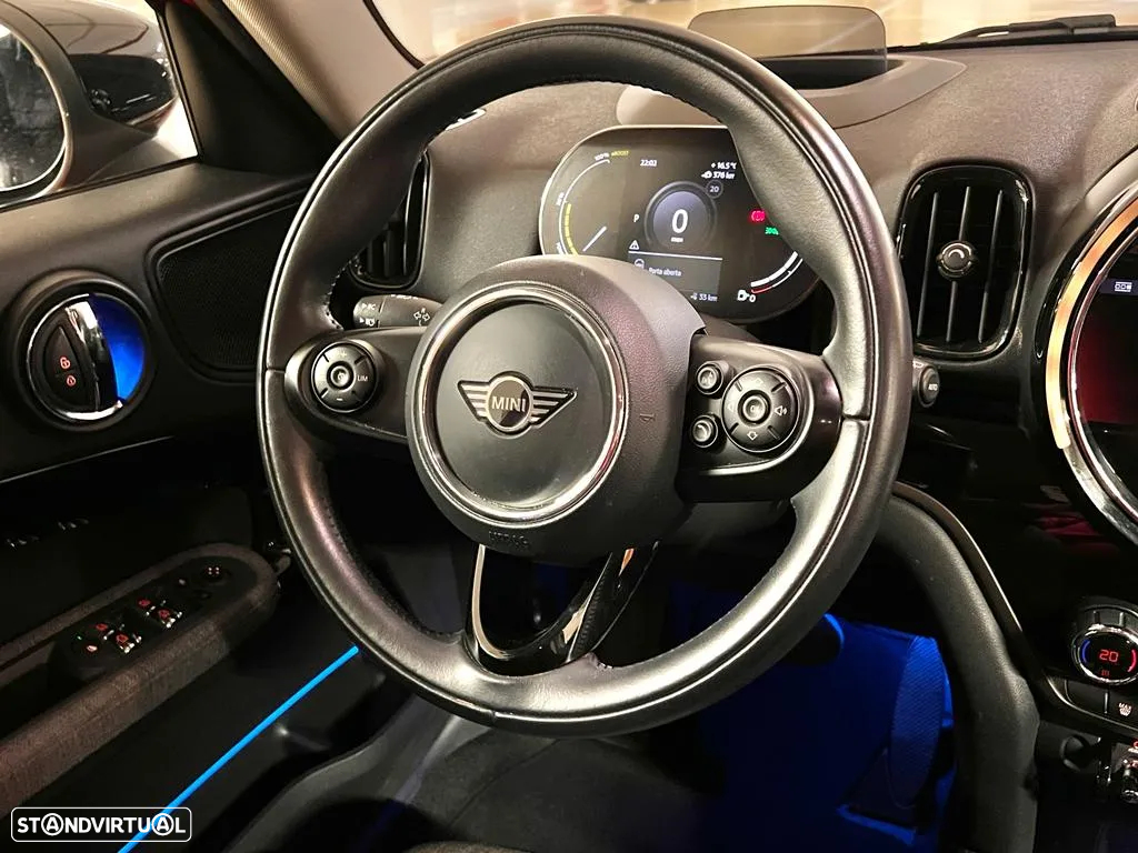 MINI Countryman Cooper SE ALL4 Auto - 16