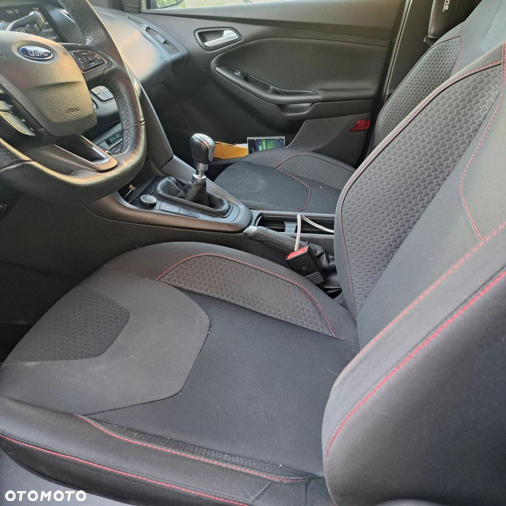 Ford Focus 1.5 EcoBoost ST-Line Black ASS - 17