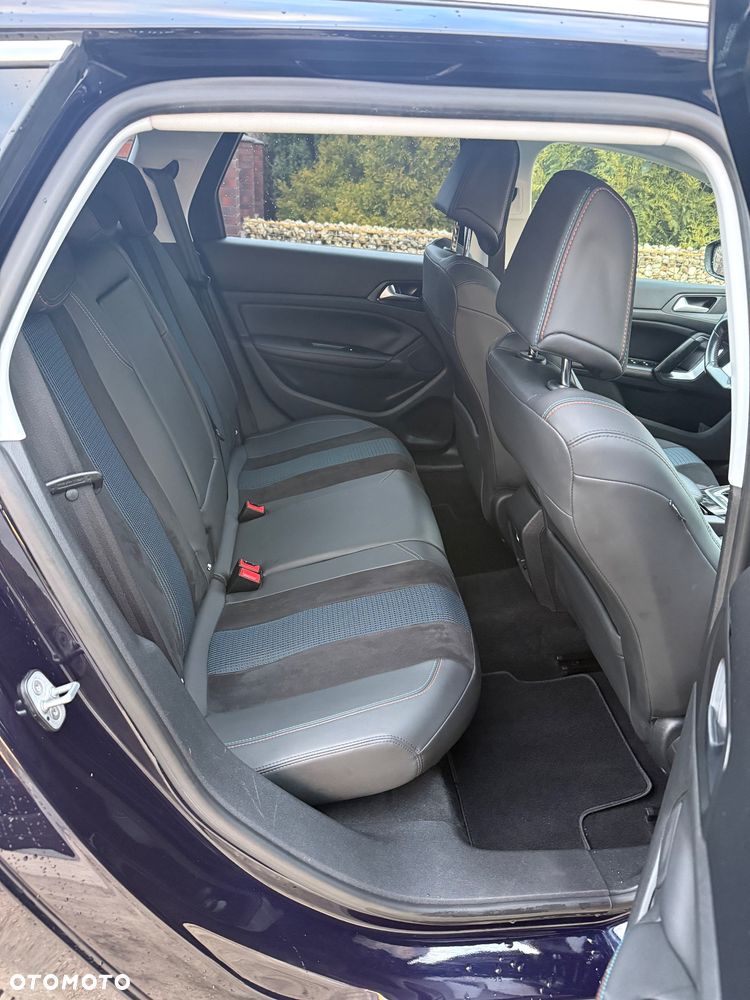 Peugeot 308 PureTech 130 GPF EAT8 Stop & Start Allure - 17