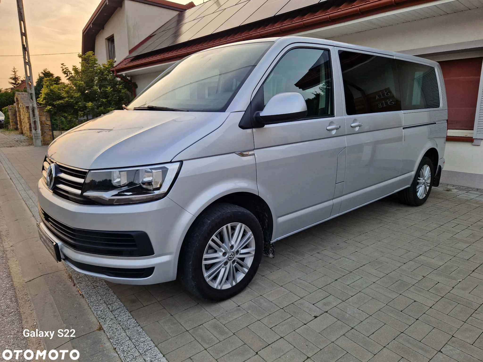 Volkswagen Caravelle 2.0 BiTDI L2 Highline DSG - 19