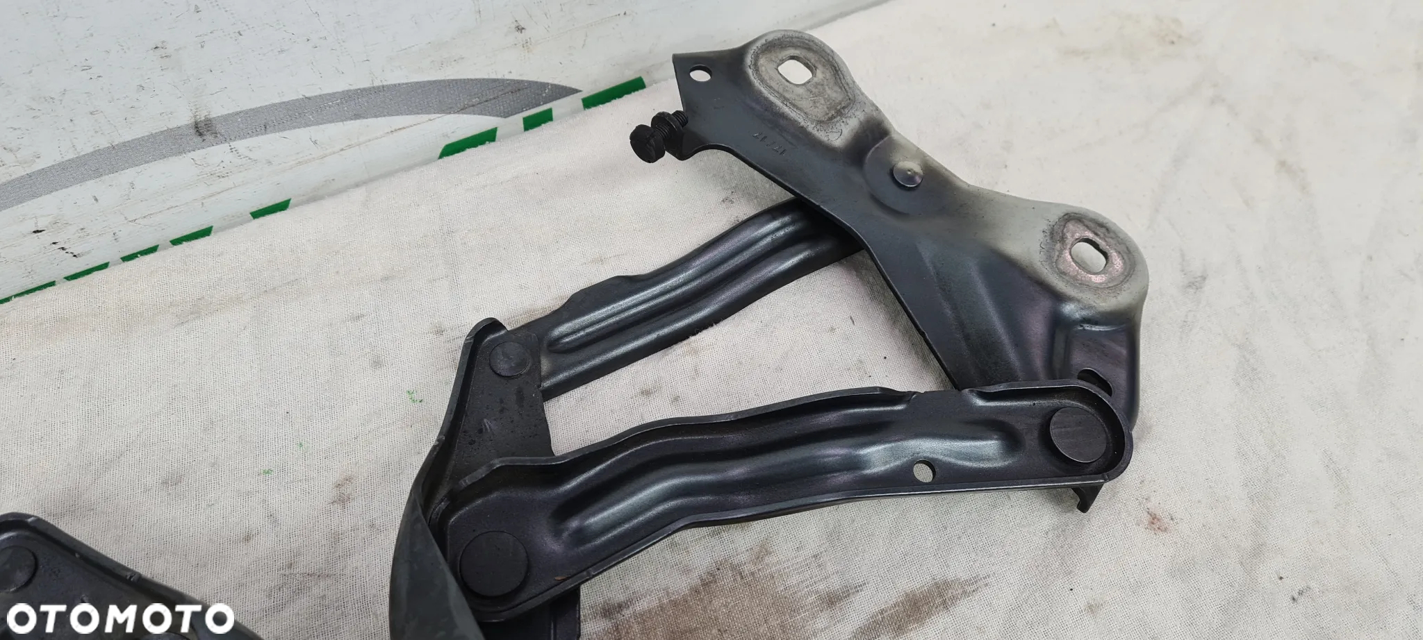 SKODA KODIAQ ZAWIASY MASKI LEWY PRAWY 565823301 565823302 - 6