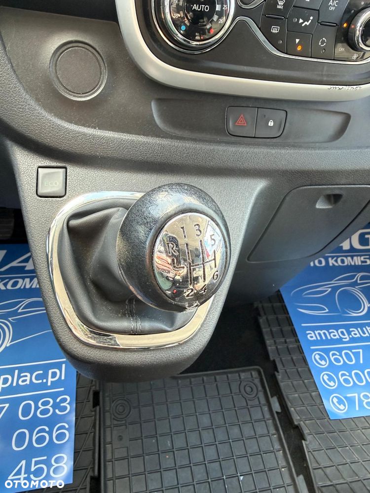 Renault TRAFIC - 24
