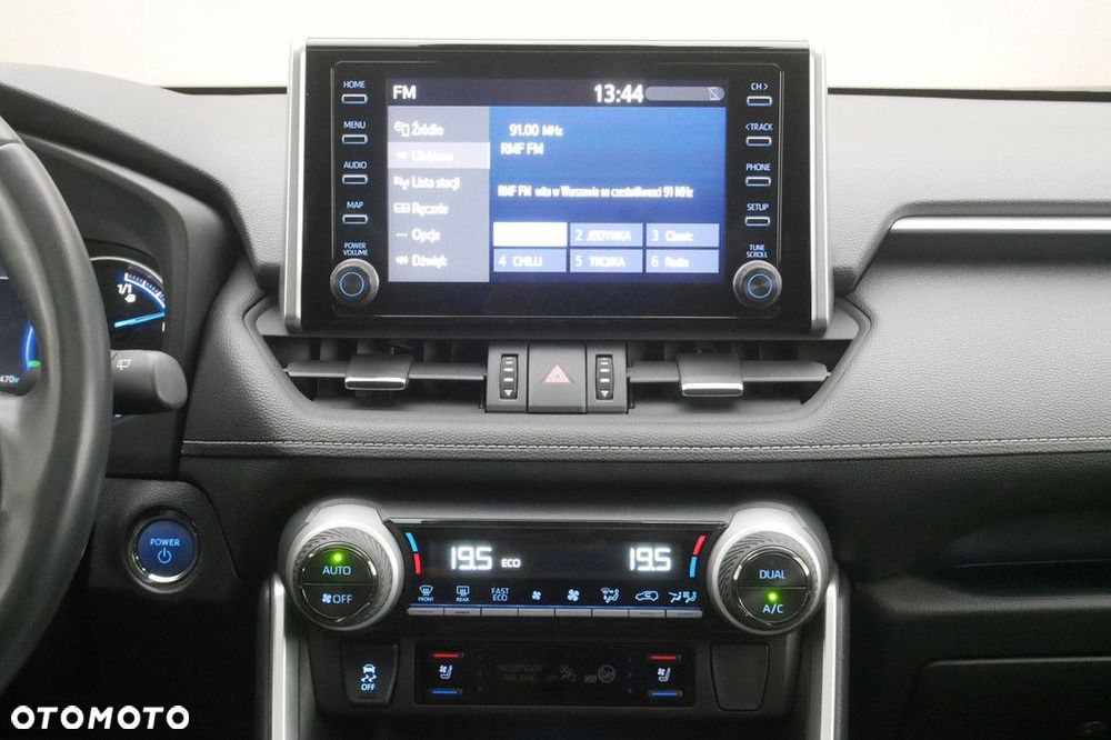 Toyota RAV4 - 10