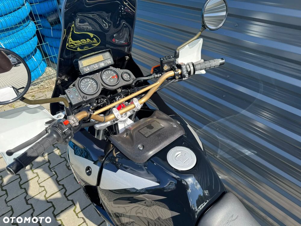 Honda XRV - 18