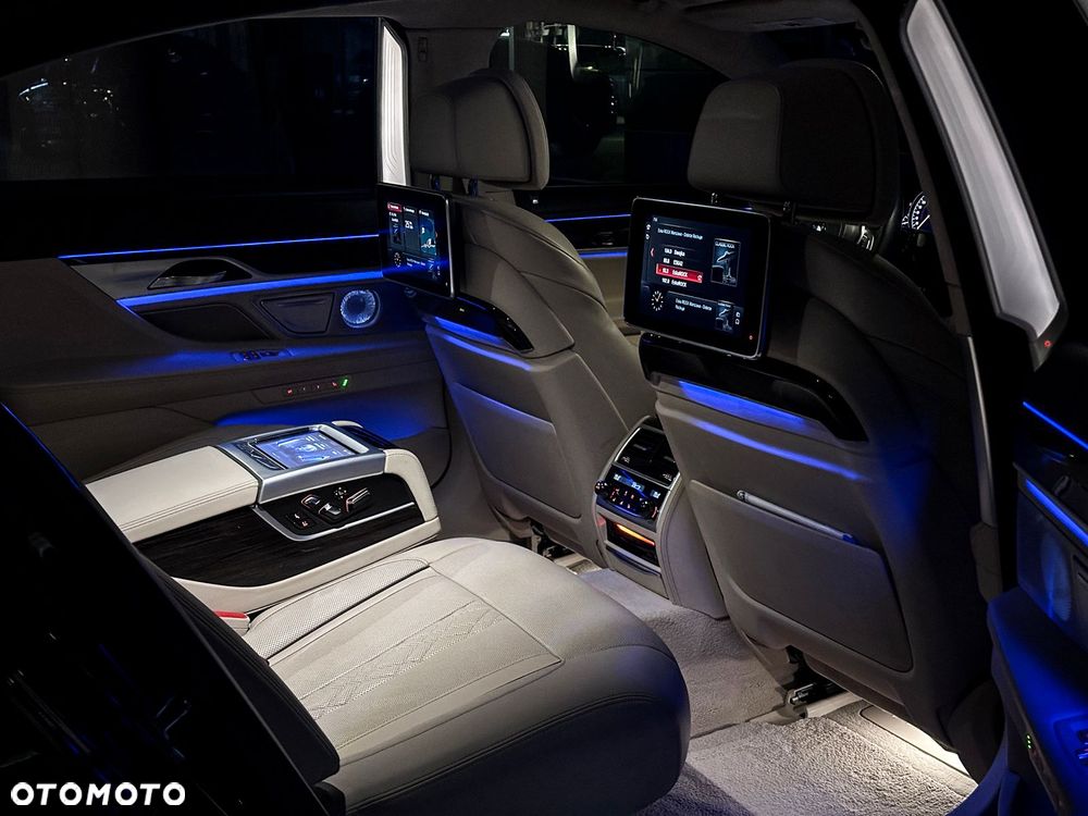 BMW Seria 7 750Li Edition Exclusive - 20