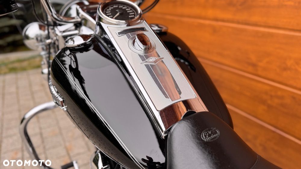 Harley-Davidson Touring Road King - 17