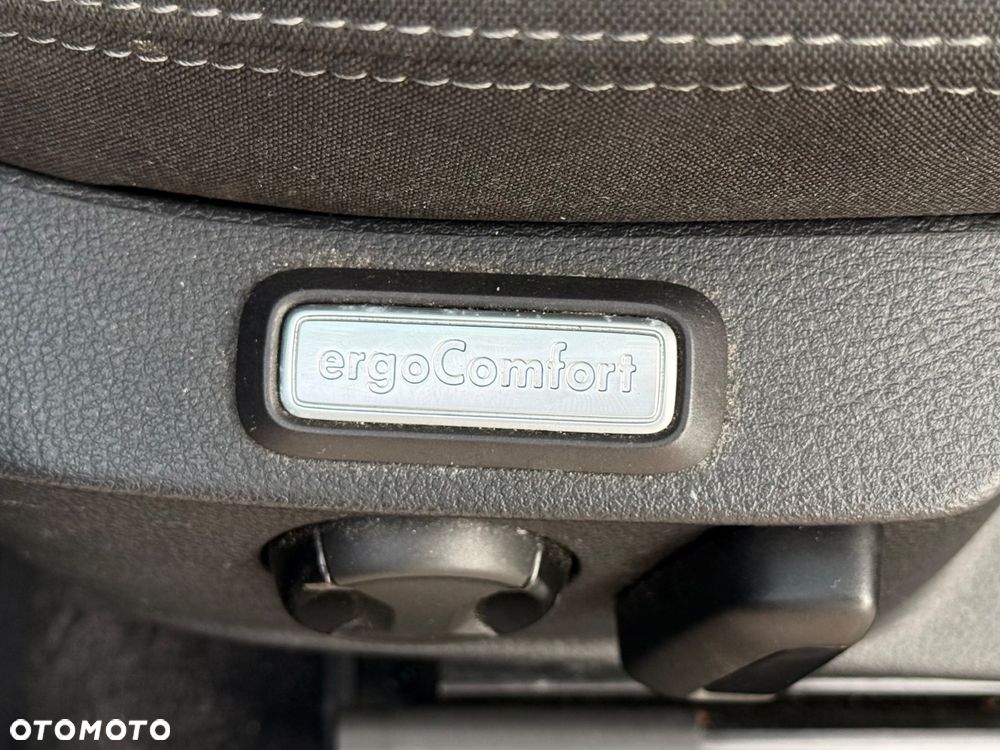 Volkswagen Passat 1.8 TSI BMT Comfortline - 11