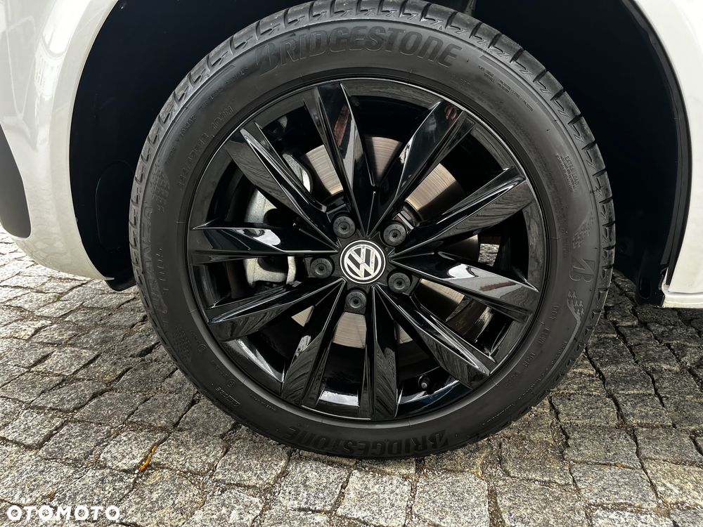 Volkswagen Multivan - 7