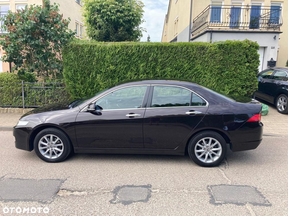 Honda Accord 2.0 Executive - 2