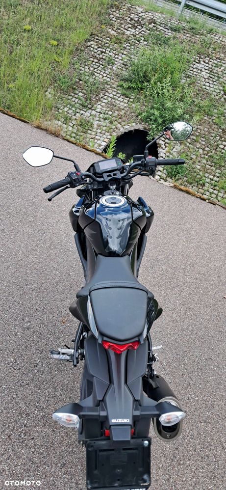 Suzuki GSX - 5