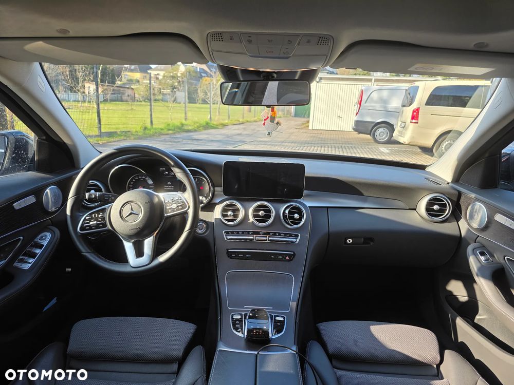 Mercedes-Benz Klasa C 300 de 9G-TRONIC Avantgarde - 10