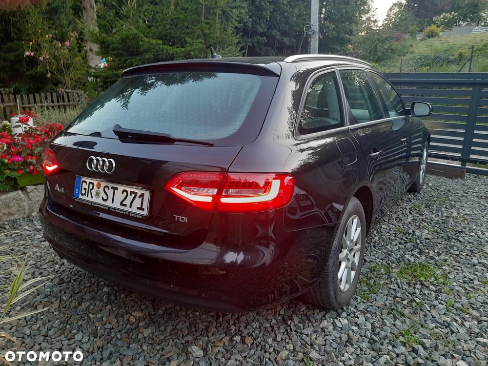 Audi A4 Avant 2.0 TDI DPF Attraction - 11