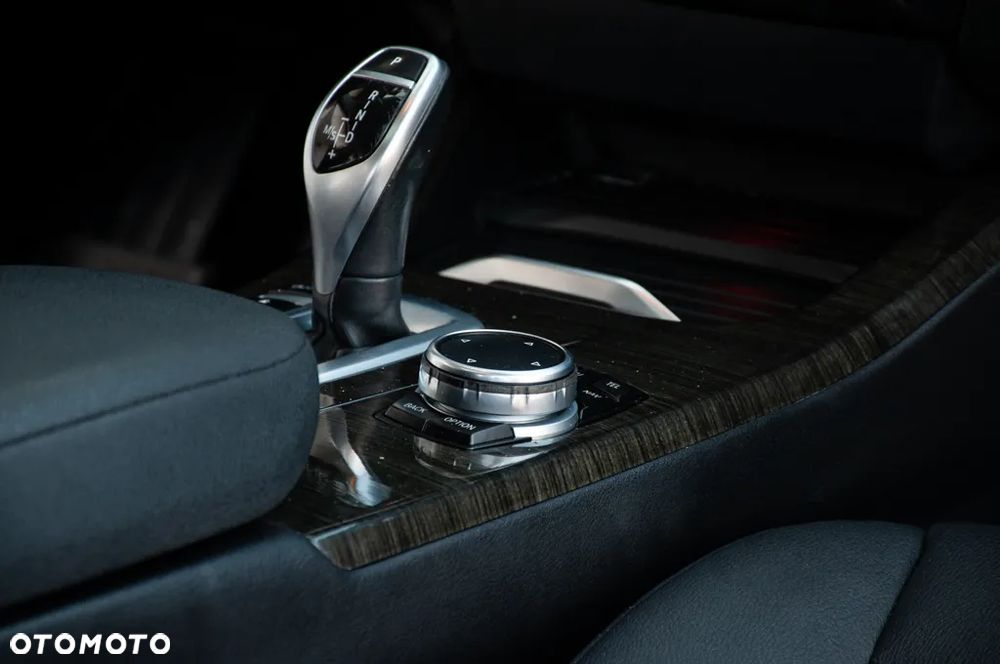 BMW X4 xDrive28i - 23